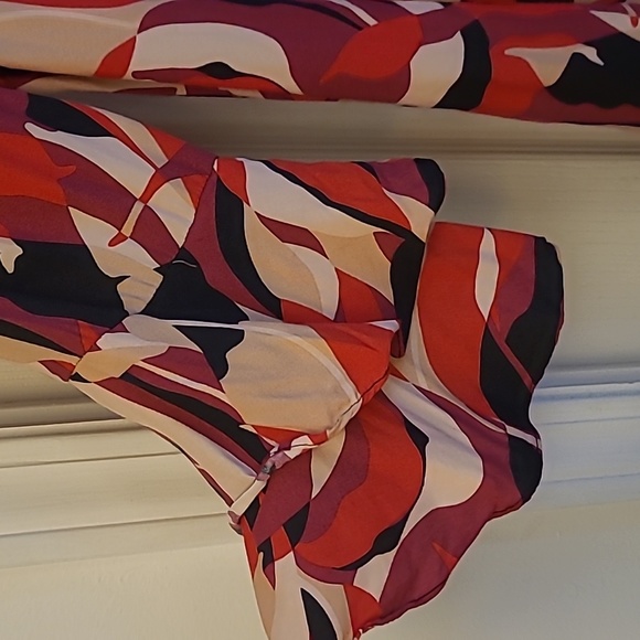 EUC Wallis Abstract Print Three-Quarter Sleeved Colorful Dress - Picture 5 of 14